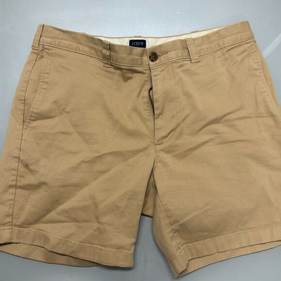 J Crew Men’s Khaki Shorts - Size 33 - Worn Once - 7” Inseam Pockets - Picture 1 of 4